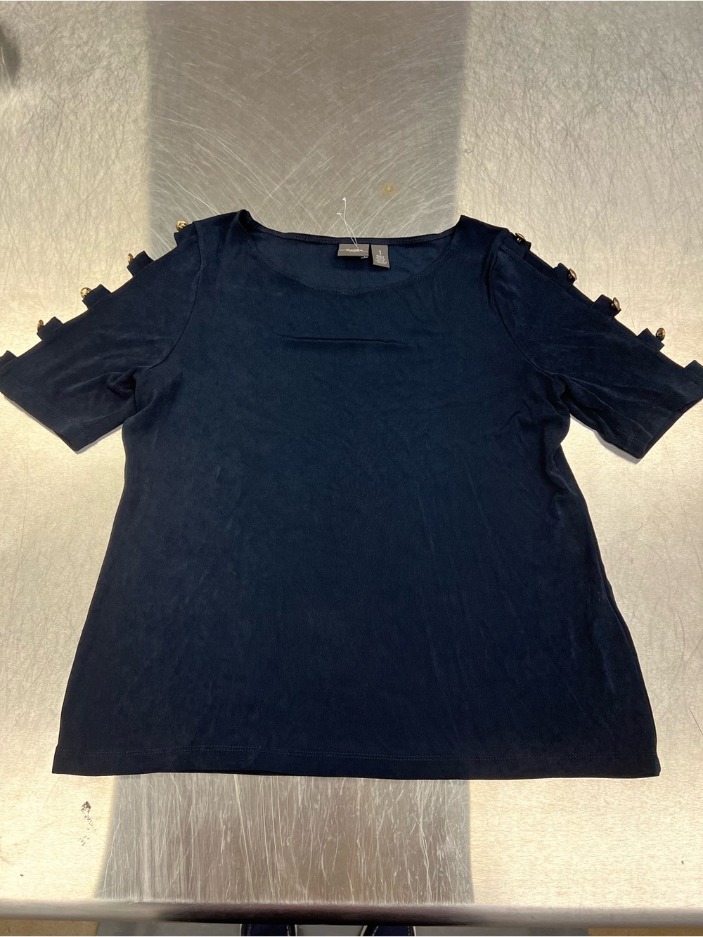 Chicos Travelor Dark Navy Short Sleeve Top with Shoulder Ring Accents Women’s M